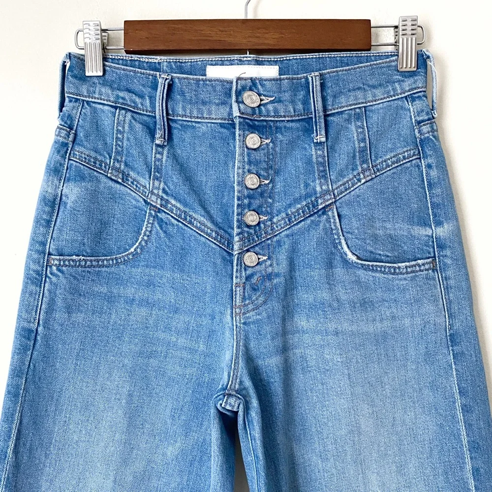 MOTHER Swooner Roller Yoke Crop Flare Jean - Picture 4 of 11